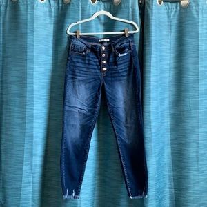 KanCan 5 button skinny jeans